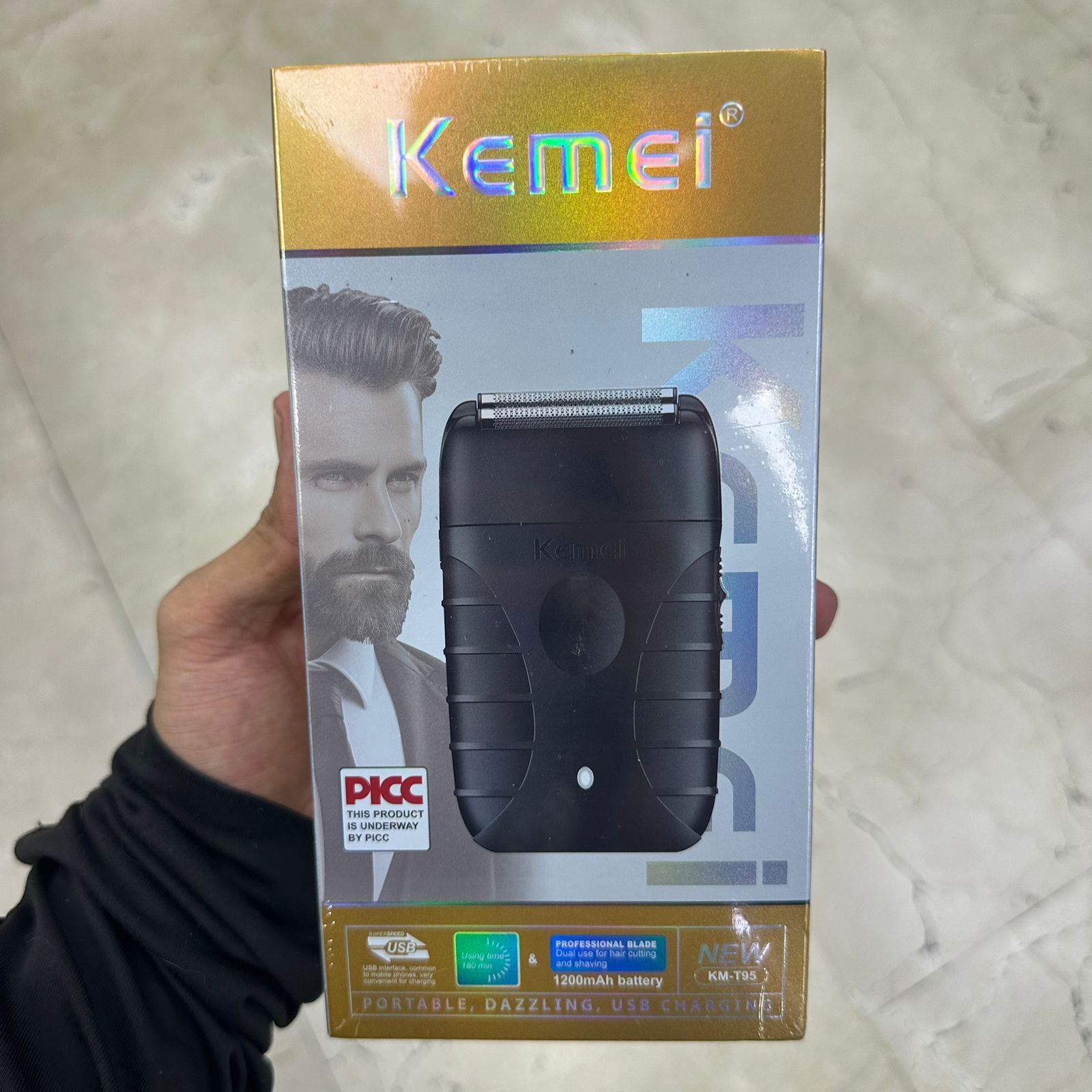 AFEITADORA KEMEI T95